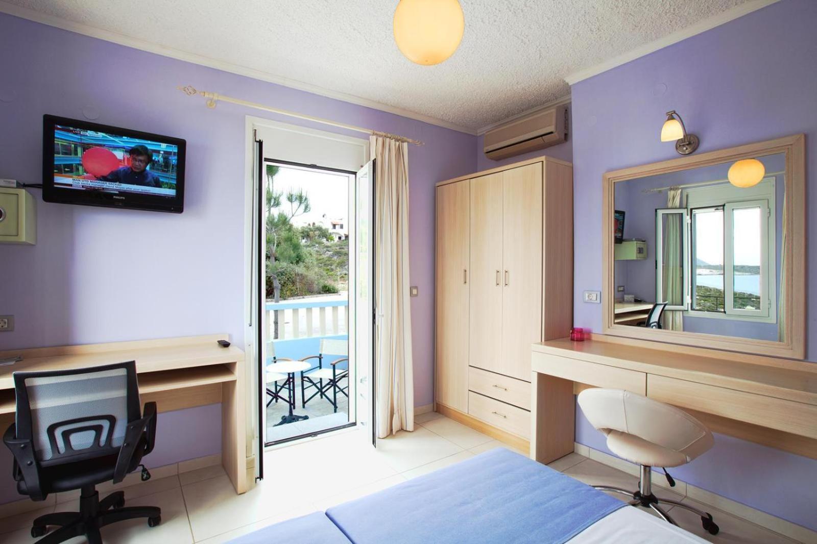 Giorgi'S Blue Apartments กาลาธาส ห้อง รูปภาพ