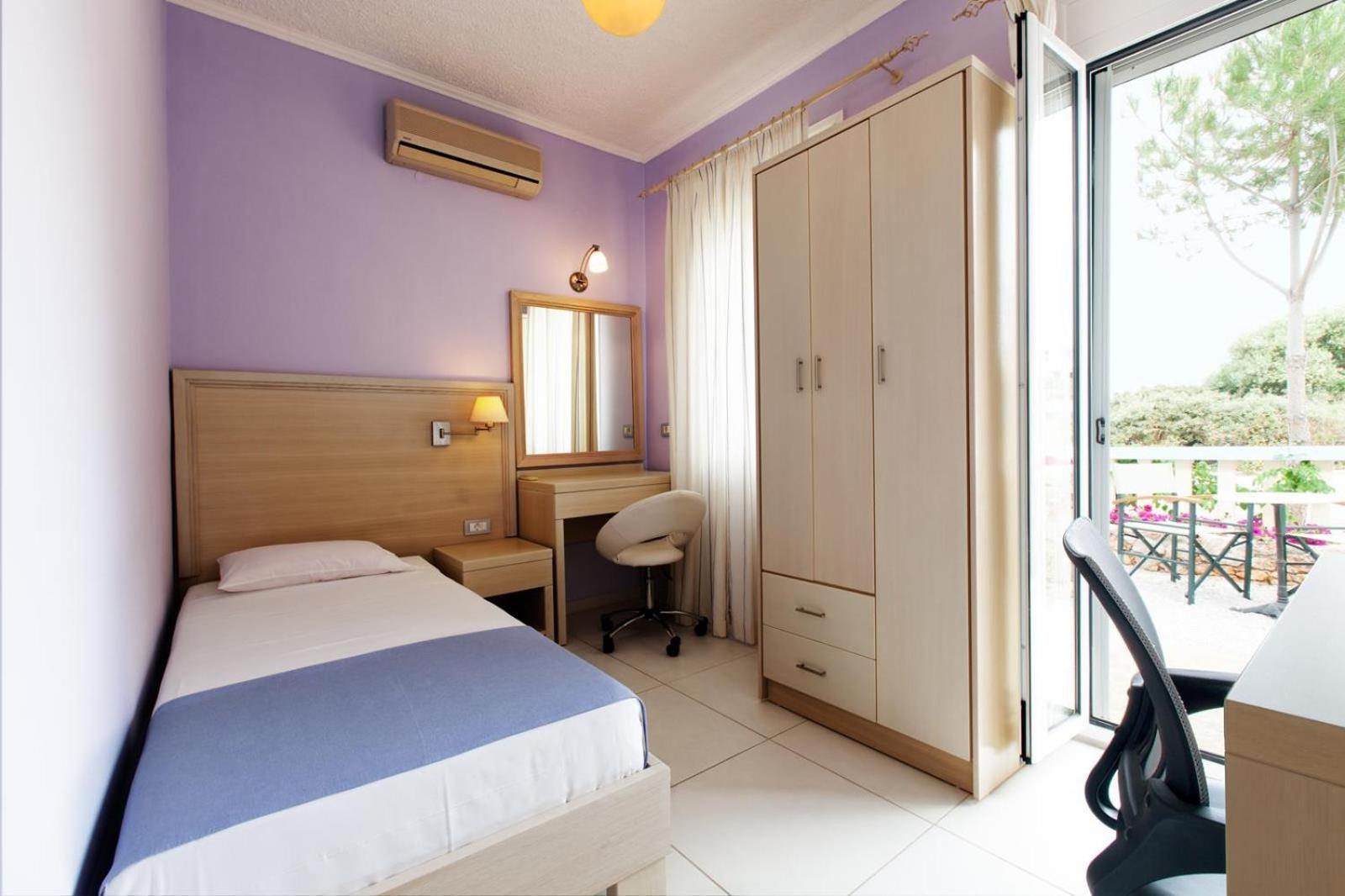 Giorgi'S Blue Apartments กาลาธาส ห้อง รูปภาพ