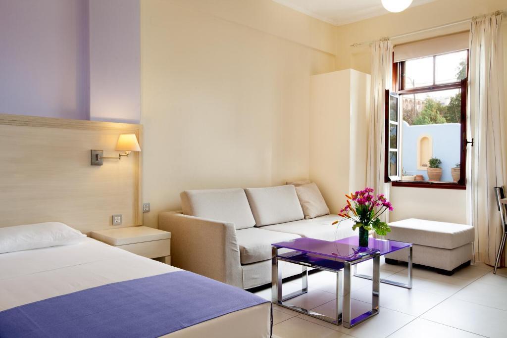Giorgi'S Blue Apartments กาลาธาส ห้อง รูปภาพ